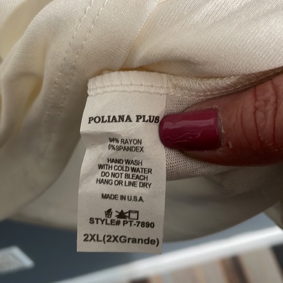 Poliana plus top 2X. NWOT. SUPER SOFT SUPER CUTE. Made in USA - Picture 3 of 4